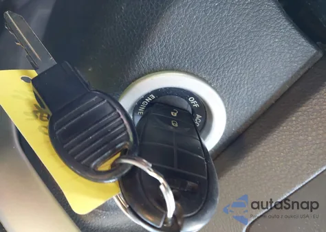 2017 Ram 1500 Slt 4X4 6'4 Box из США, поврежденный, VIN 1C6RR7TT2HS787407